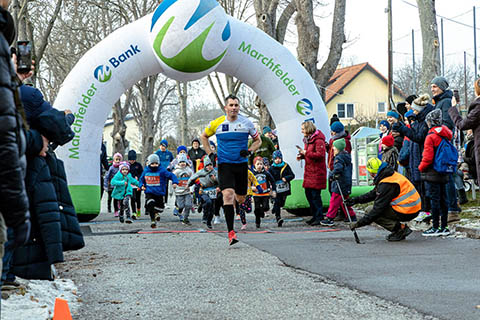 Adventlauf 2023 in Groß-Enzersdorf