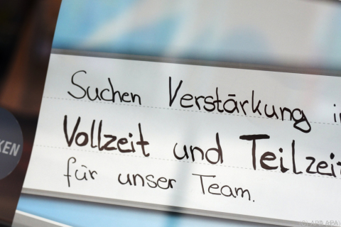 EY-Studie: Fachkräftemangel belastet Mittelstandsunternehmen