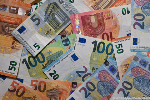 Österreich - Knapp die Hälfte bevorzugt bargeldloses Zahlen