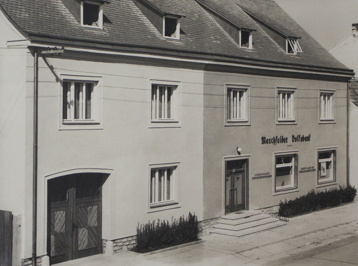 Die Filiale der Marchfelder Volksbank in Leopoldsdorf in den 1960er Jahren - Marchfelder Bank Chronik